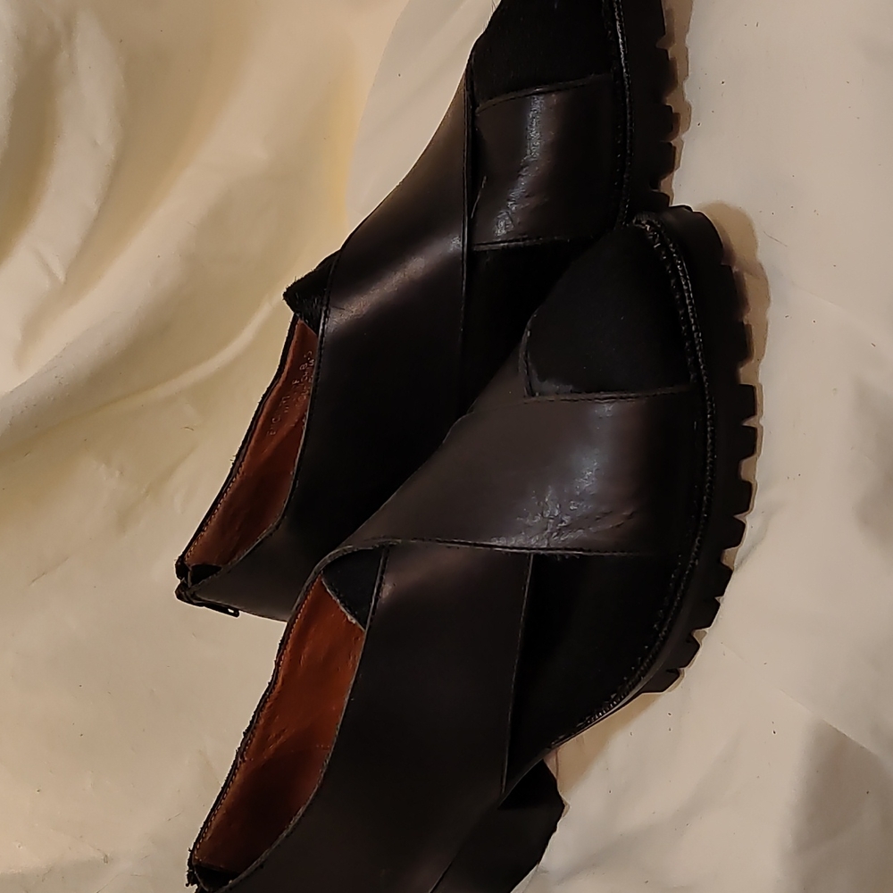 Ibiza by Jeffrey Campbell real cow fur leather black loafer shoes. 8B